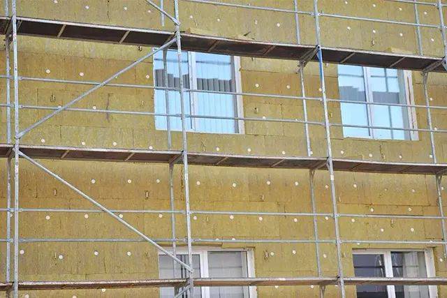 警惕！外墻保溫為何容易 “引火燒身”<strong></p>
<p>外墻保溫
</strong>，這些消防安全知識(shí)要知道:外墻保溫
